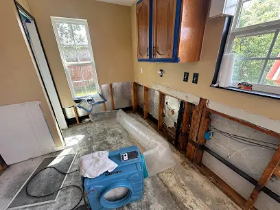 Frozen pipe burst dried in a Heartland kitchen